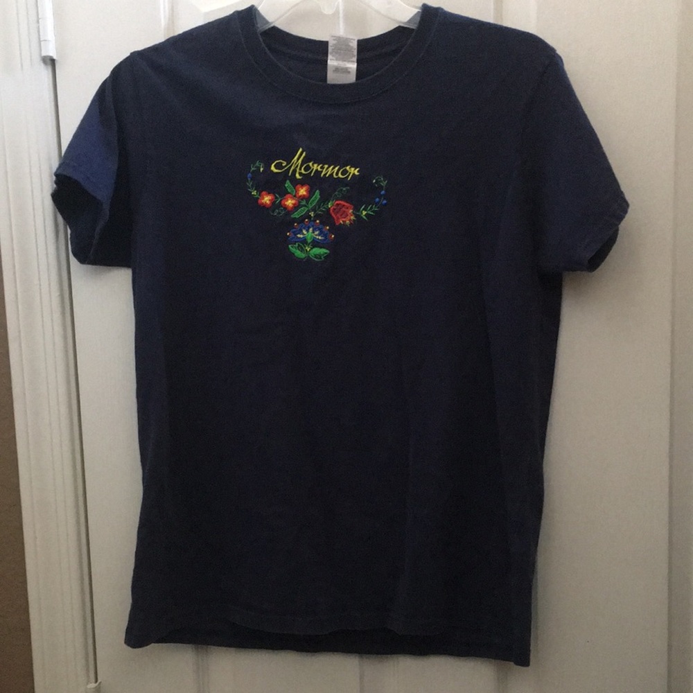 FINAL MARKDOWN Ladies t shirt MorMor (M)